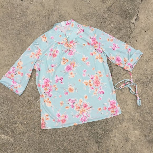 Sweet Pastel Floral Blouse - Picture 4 of 8